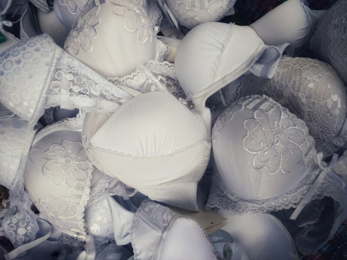 Bra for wedding dress