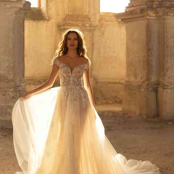 Eva lendel wedding dress prices